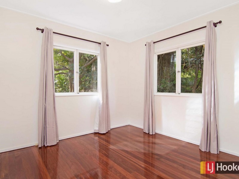 7 Grand Parade, Ashgrove, QLD 4060 AUS