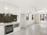 2/143 Baringa Street, Morningside, QLD 4170 AUS