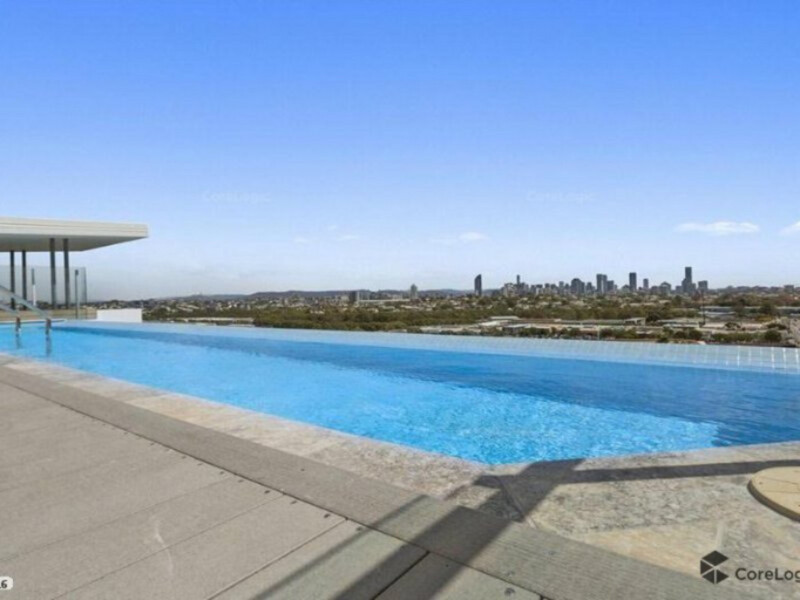2033/123 Cavendish Road, Coorparoo, QLD 4151 AUS
