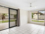 92 Oakmont Avenue, Oxley, QLD 4075 AUS