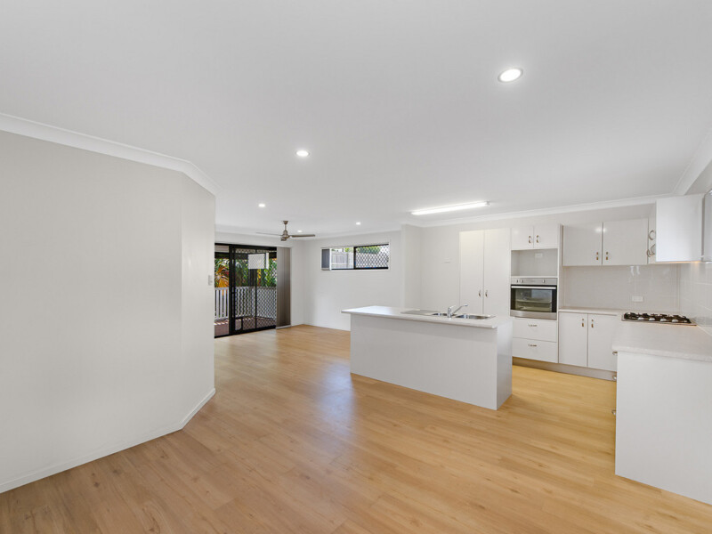 24 Brampton Crescent, Springfield Lakes, QLD 4300 AUS