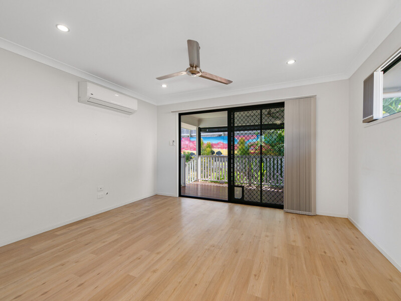 24 Brampton Crescent, Springfield Lakes, QLD 4300 AUS