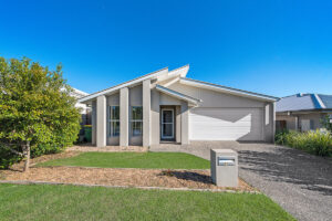 52 Stirling Circuit, Redbank Plains QLD 4301 4 Property Investment