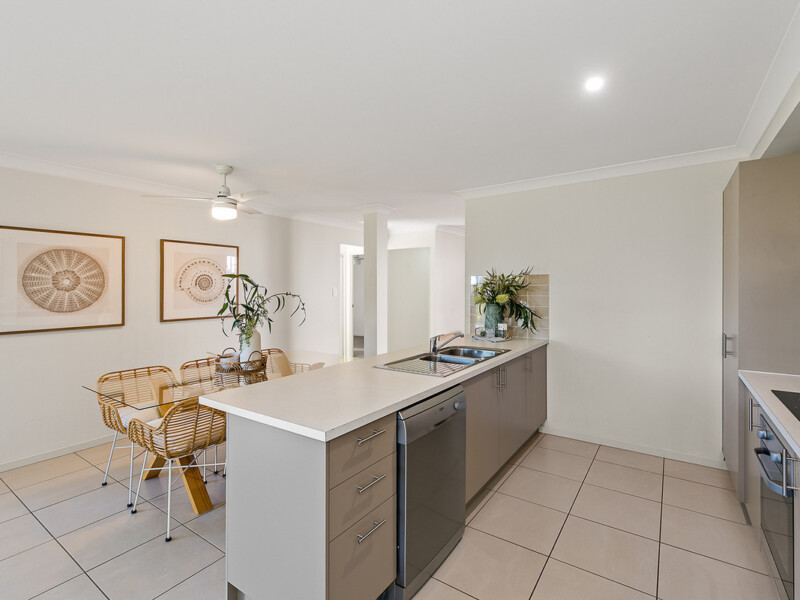 52 Stirling Circuit, Redbank Plains, QLD 4301 AUS