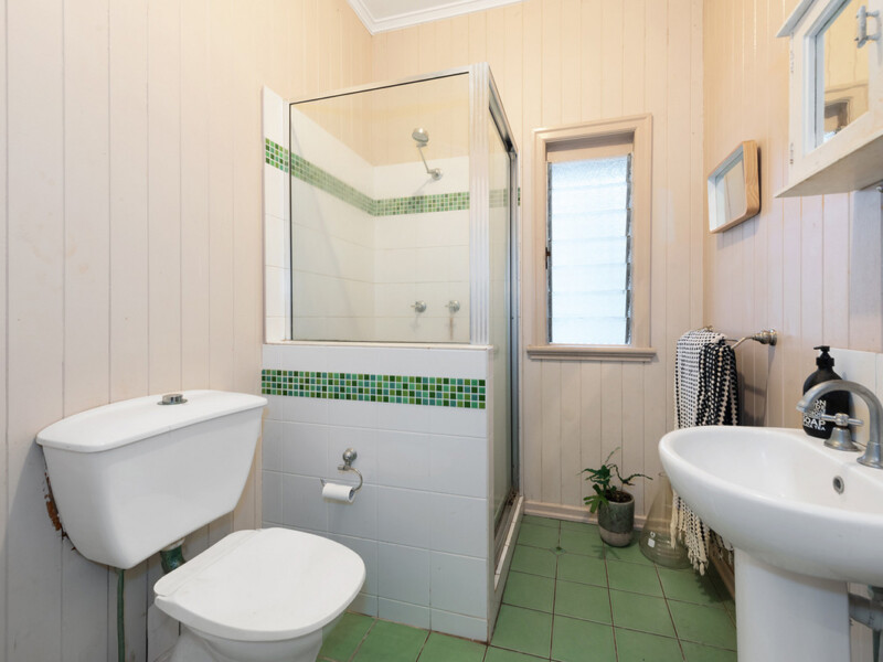 78 Stuartholme Road, BARDON, QLD 4065 AUS