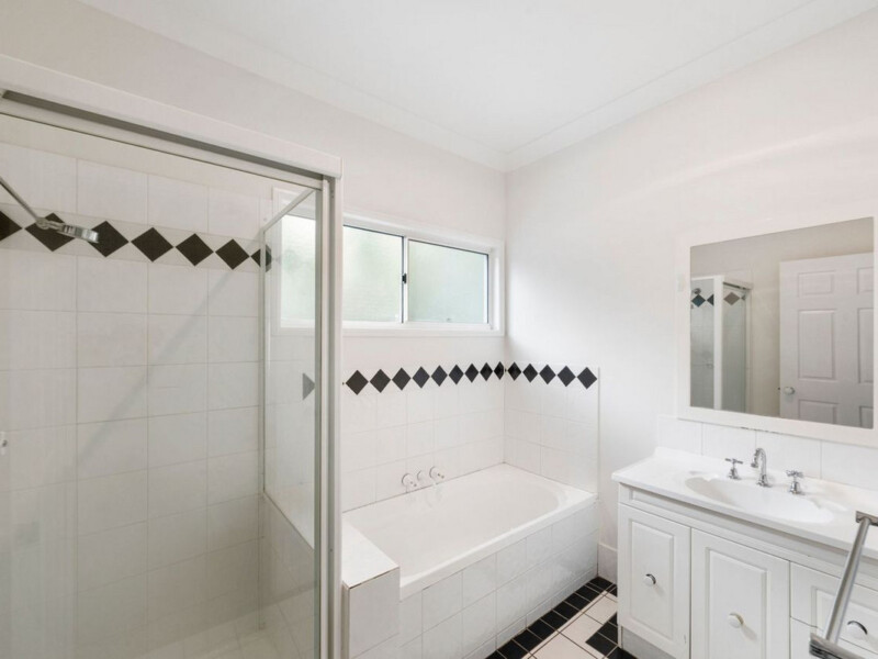 18 Picot Street, Kelvin Grove, QLD 4059 AUS