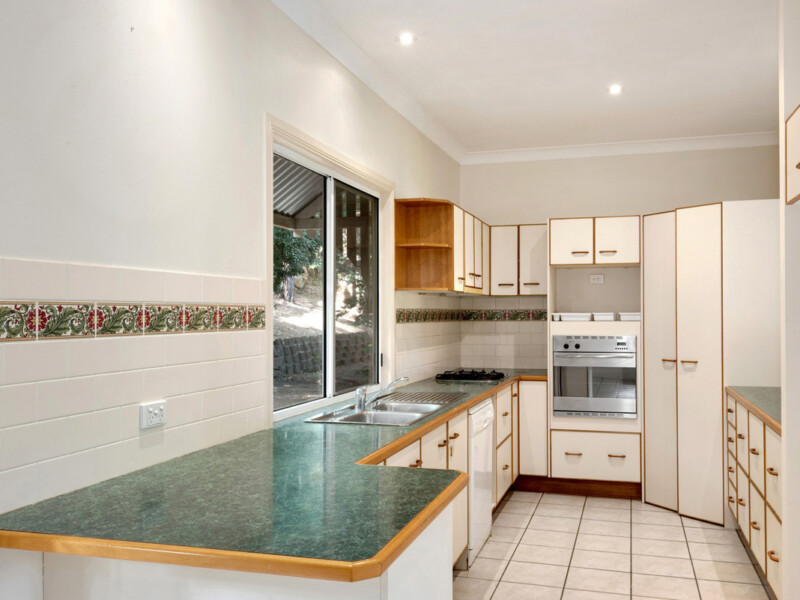 14 Willowood Place, The Gap, QLD 4061 AUS