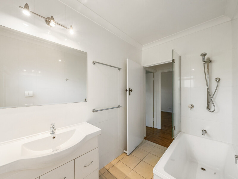 18 Ainsdale Street, Chermside West, QLD 4032 AUS
