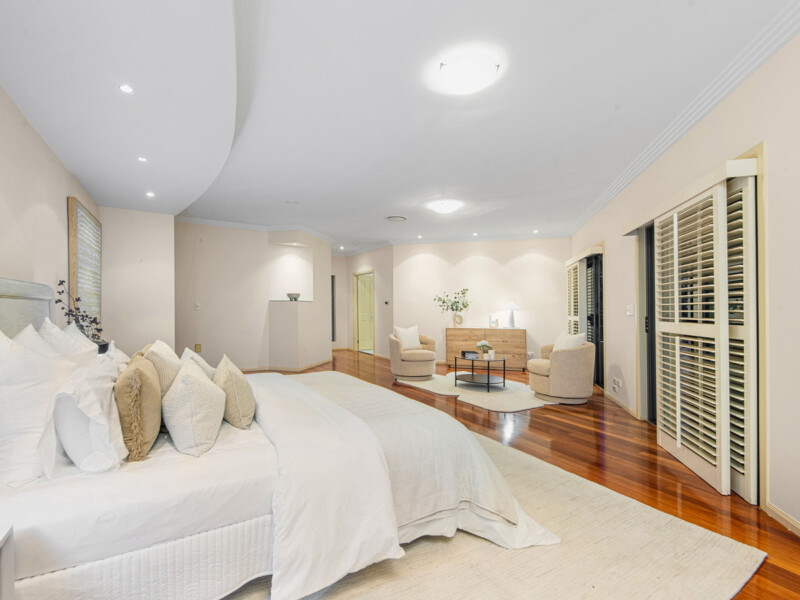 20 Becker Place, Mount Ommaney, QLD 4074 AUS