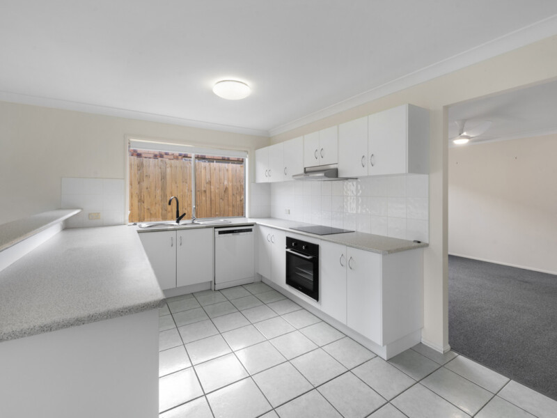 6A Coolabah Crescent, Bridgeman Downs, QLD 4035 AUS