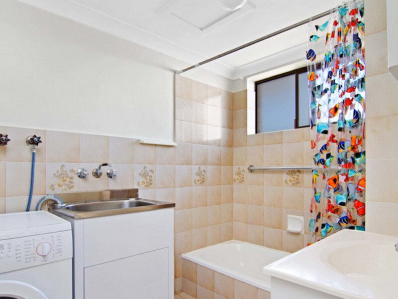 2/24 Devoy Street, Ashgrove, QLD 4060 AUS