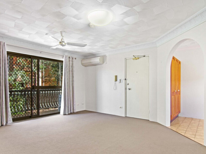 2/24 Devoy Street, Ashgrove, QLD 4060 AUS