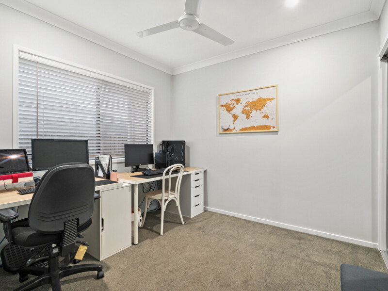 16 Orkney Street, Spring Mountain, QLD 4300 AUS
