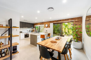 31 Orient Road, Yeronga QLD 4104 3 Property Investment