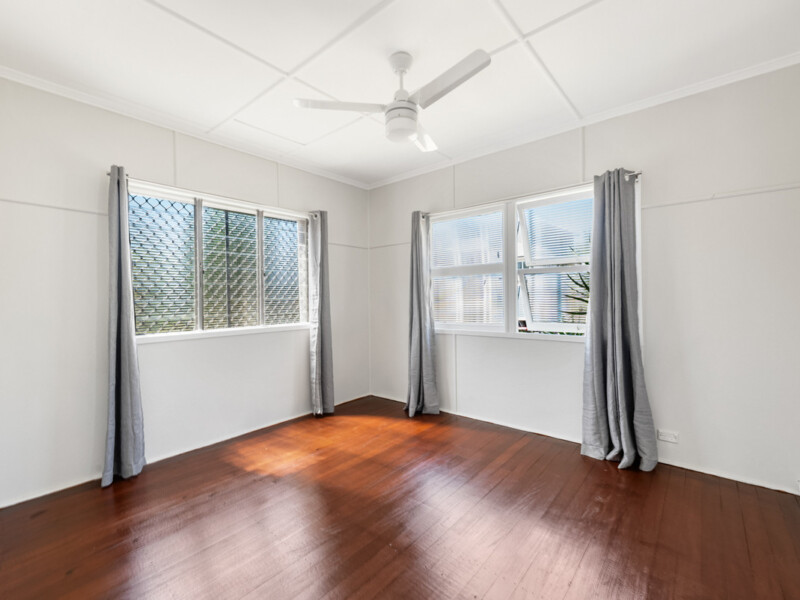 1/15 Quandong Street, ASHGROVE, QLD 4060 AUS
