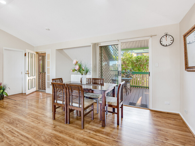 12/82 Russell Tce, Indooroopilly, QLD 4068 AUS