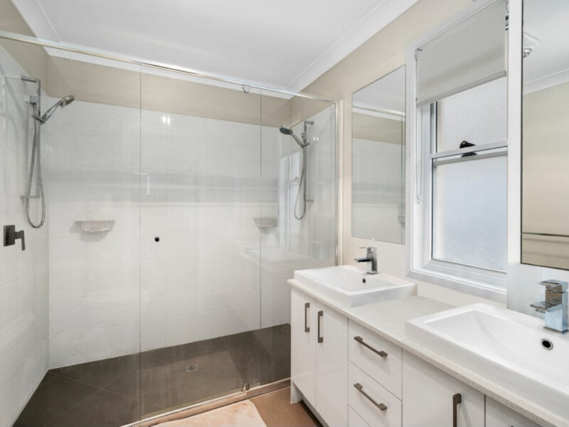 4 Pine Court, Springfield Lakes, QLD 4300 AUS