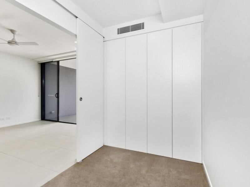 1027/123 Cavendish Road, Coorparoo, QLD 4151 AUS