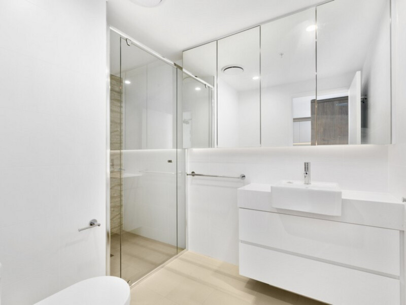 1027/123 Cavendish Road, Coorparoo, QLD 4151 AUS