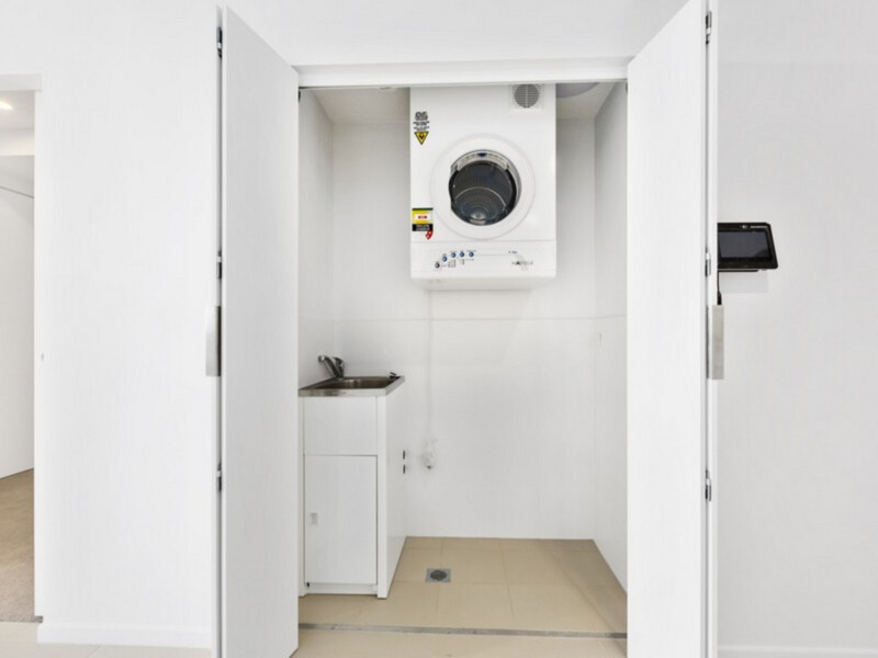 1027/123 Cavendish Road, Coorparoo, QLD 4151 AUS