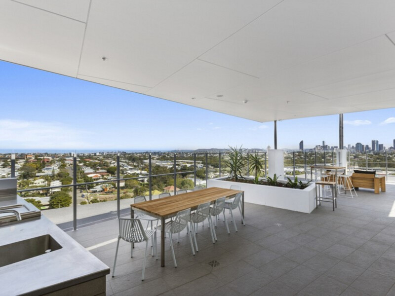 1027/123 Cavendish Road, Coorparoo, QLD 4151 AUS