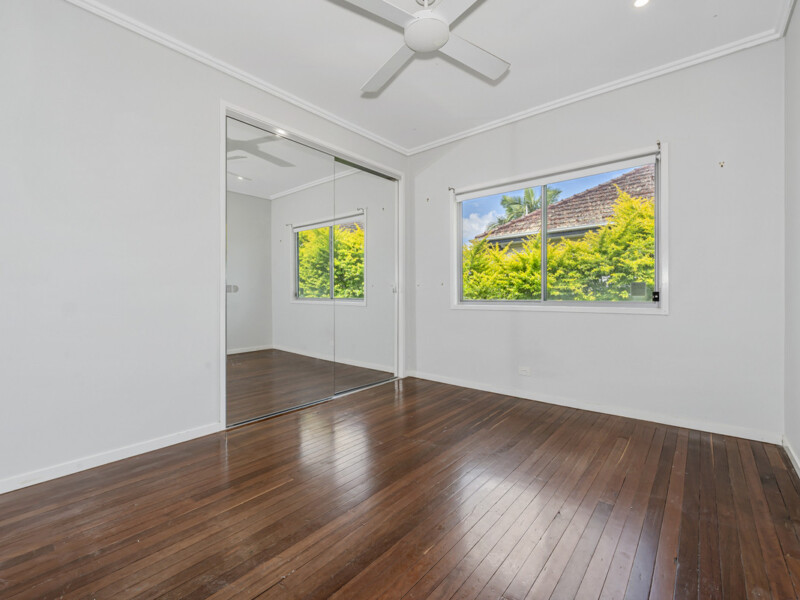 6 Lance Street, Sherwood, QLD 4075 AUS