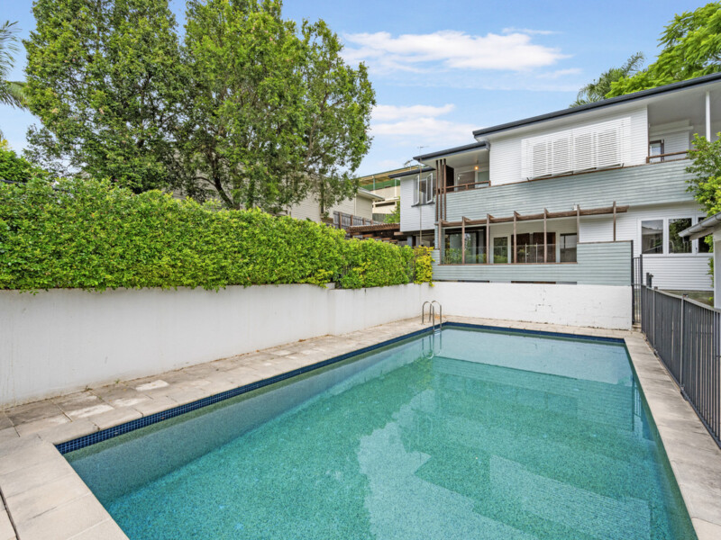 74 Warburton Street, Bardon, QLD 4065 AUS