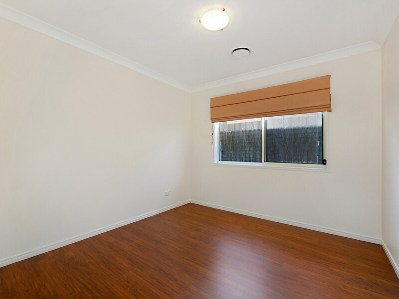 10 Viewpoint Drive, Springfield Lakes, QLD 4300 AUS