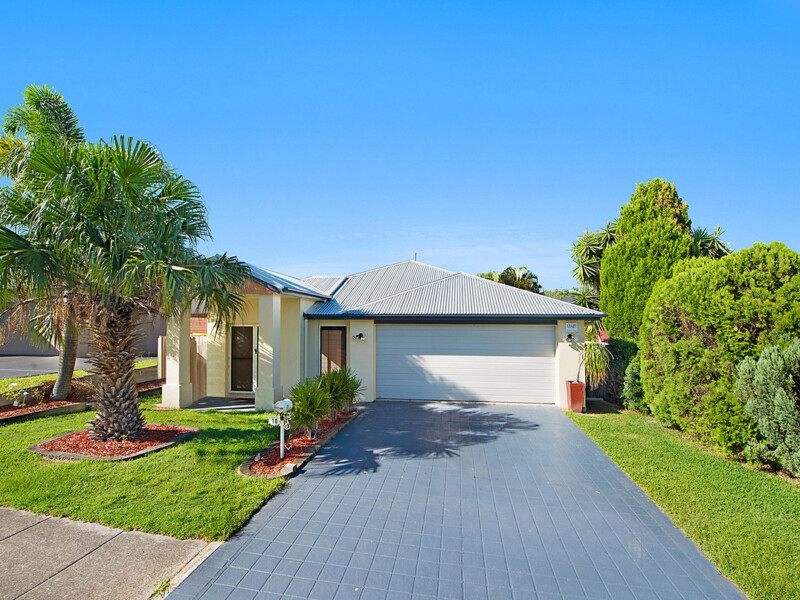 10 Viewpoint Drive, Springfield Lakes, QLD 4300 AUS