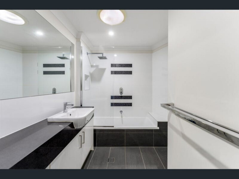 1/8 Pashen Street, Morningside, QLD 4170 AUS