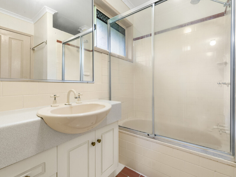 2/14 Brook Street, Everton Park, QLD 4053 AUS