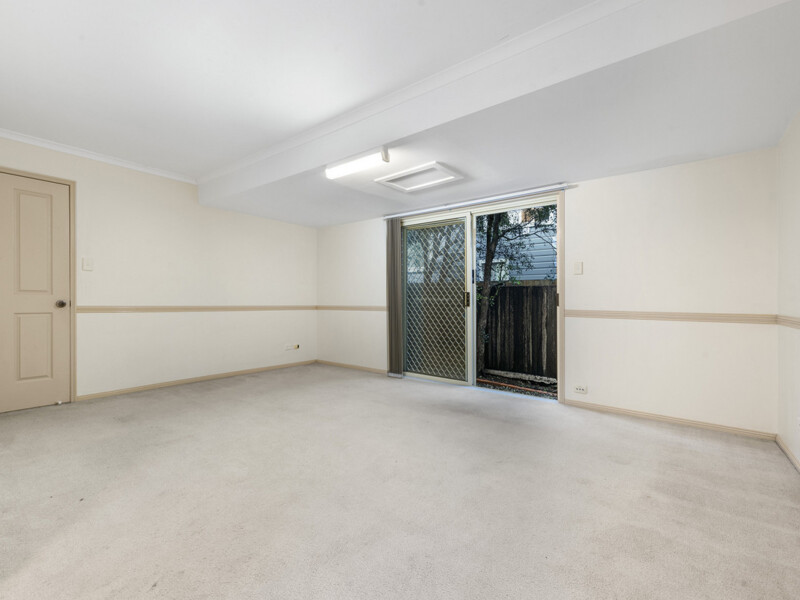 2/14 Brook Street, Everton Park, QLD 4053 AUS