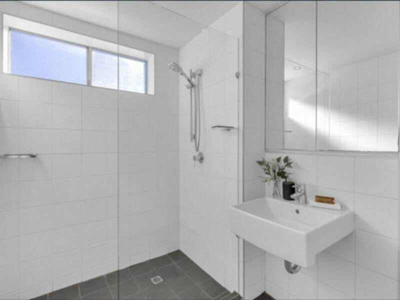 4/37 Grove Street, Toowong, QLD 4066 AUS