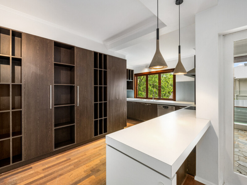 74 Warburton Street, Bardon, QLD 4065 AUS