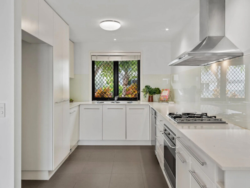 12 Reach Place, Bulimba, QLD 4171 AUS