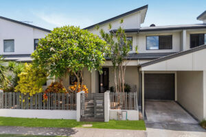 12 Reach Place, Bulimba QLD 4171 2 Property Investment