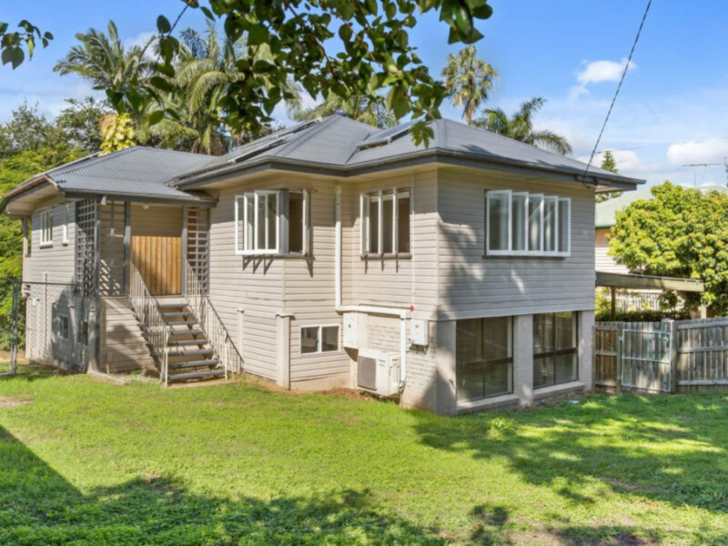 38 Sunrise Street, Ashgrove, QLD 4060 AUS