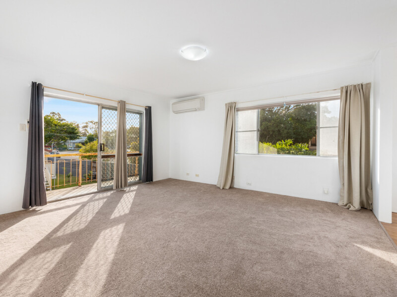 2/9 Manson Parade, Yeronga, QLD 4104 AUS