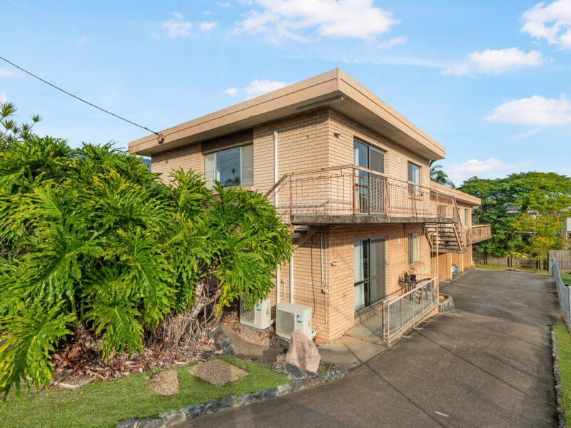 2/9 Manson Parade, Yeronga, QLD 4104 AUS