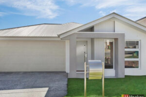4 Hardwood Street, Spring Mountain QLD 4300 1 Property Investment