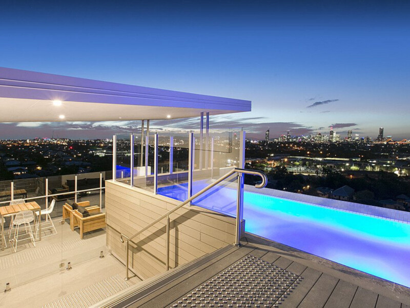 1016/123 Cavendish Road, Coorparoo, QLD 4151 AUS