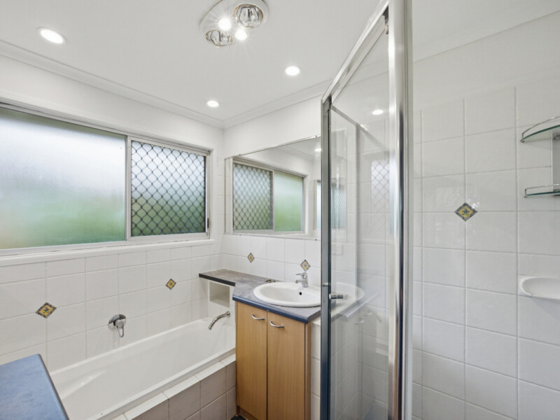 52 Michaela Crescent, The Gap, QLD 4061 AUS