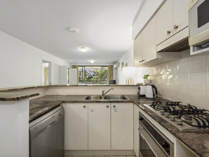 100/11 Chasely Street, Auchenflower, QLD 4066 AUS