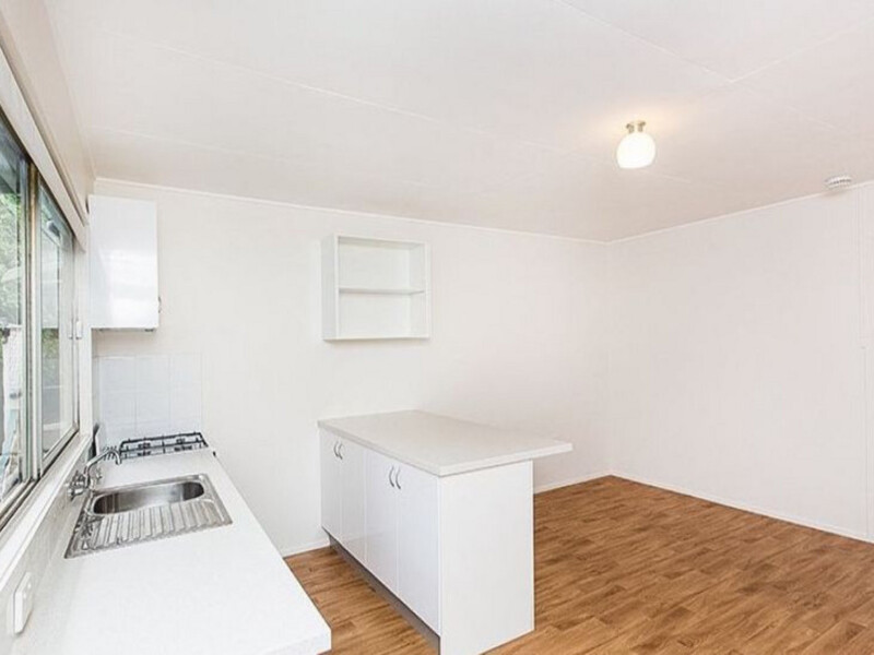 2/82 Arthur Terrace, Red Hill, QLD 4059 AUS