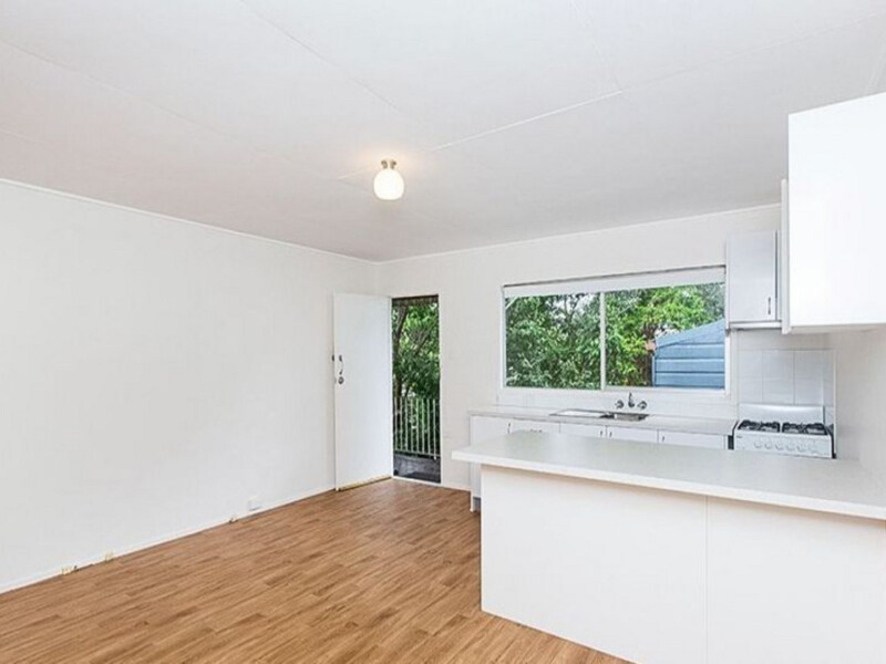 2/82 Arthur Terrace, Red Hill, QLD 4059 AUS