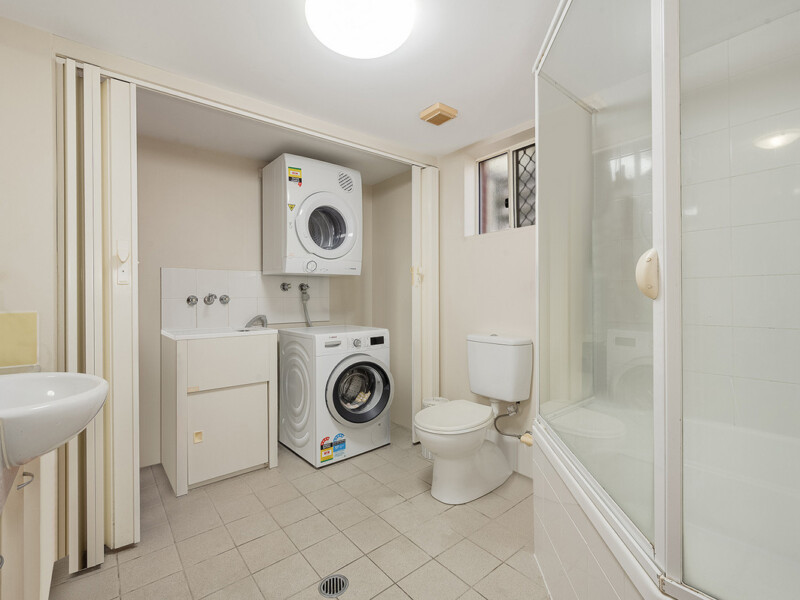8/74-80 Hurdcotte Street, Enoggera, QLD 4051 AUS