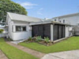 10 Orcades Road, Yeronga, QLD 4104 AUS