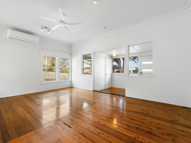 10 Orcades Road, Yeronga, QLD 4104 AUS