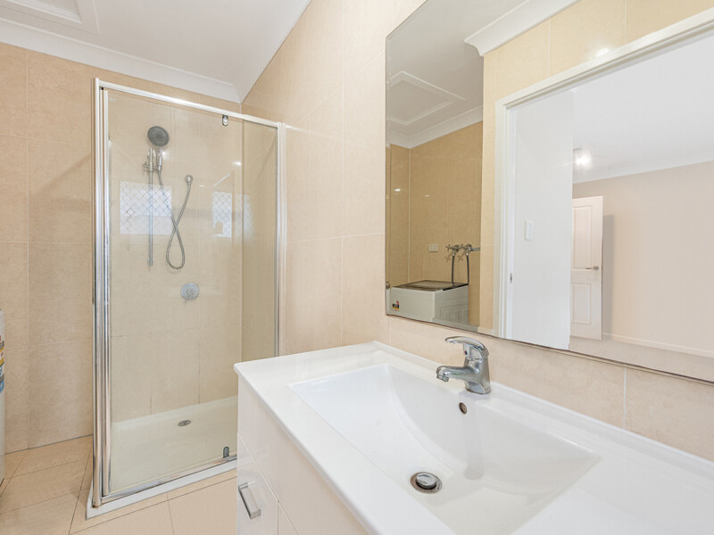 60 Araluen Street, Kedron, QLD 4031 AUS