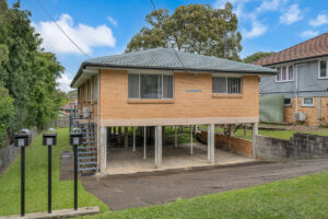 60 Araluen Street, Kedron QLD 4031 1 Property Investment
